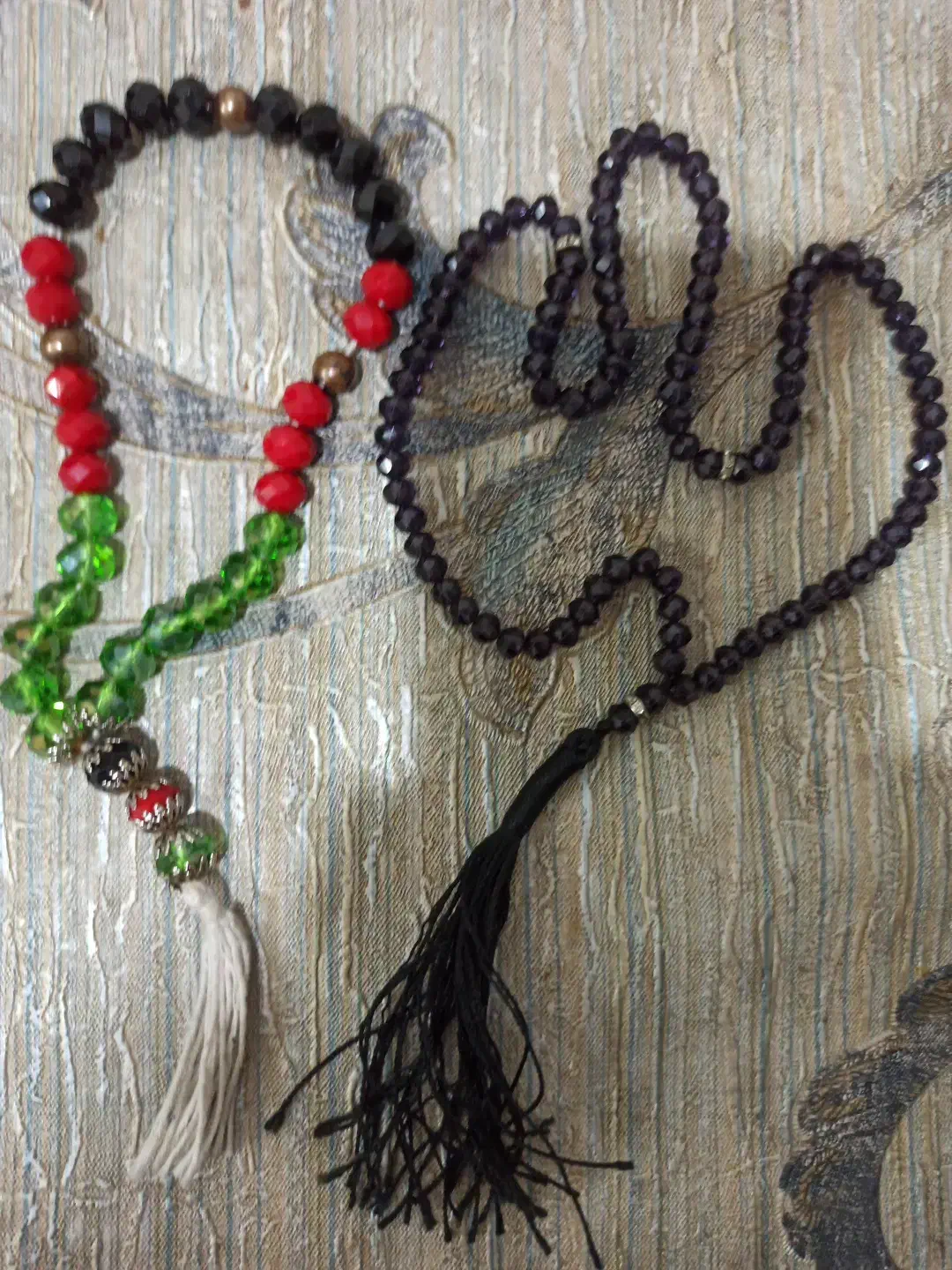 تسبیح|کلکسیون اشیاء عتیقه|پیشوا, |دیوار