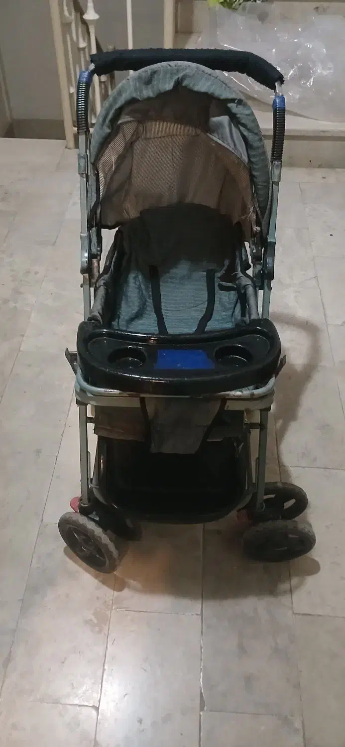 کالسکه ی کودک|کالسکه و لوازم جانبی|مشهد, شاهد (شهرک غرب)|دیوار