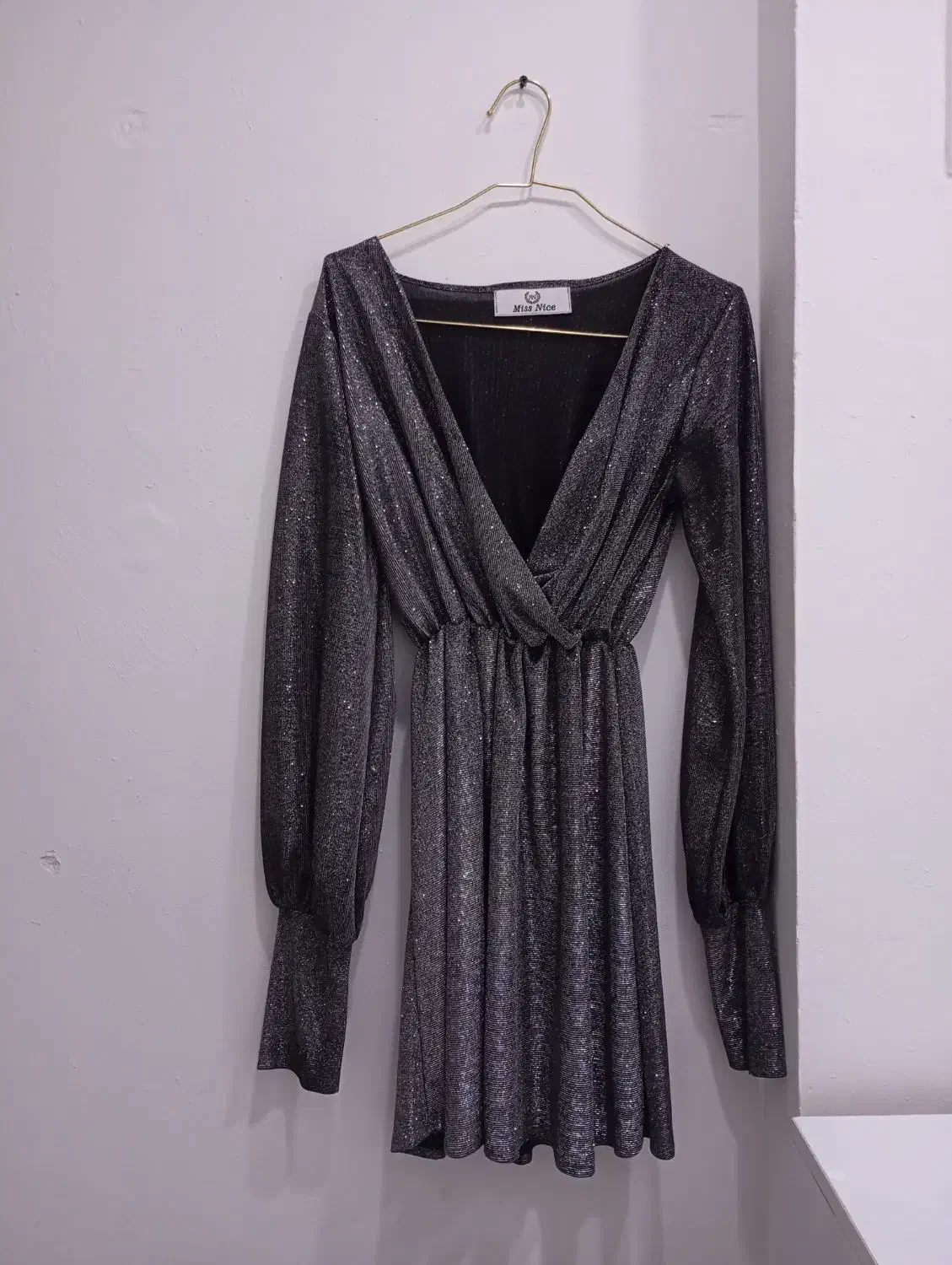 لباس مجلسی|لباس|اندیمشک, |دیوار