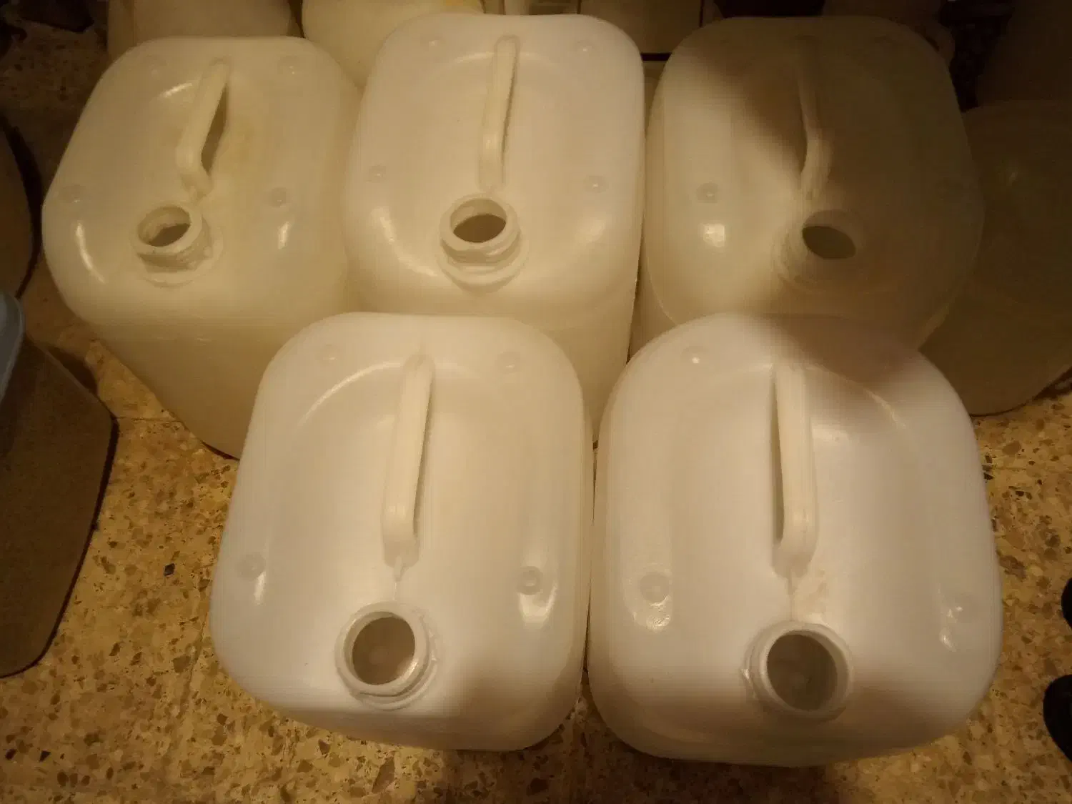 دبه ۲۰ لیتری|ظروف نگهدارنده، پلاستیکی، یک‌بارمصرف|لنگرود, |دیوار