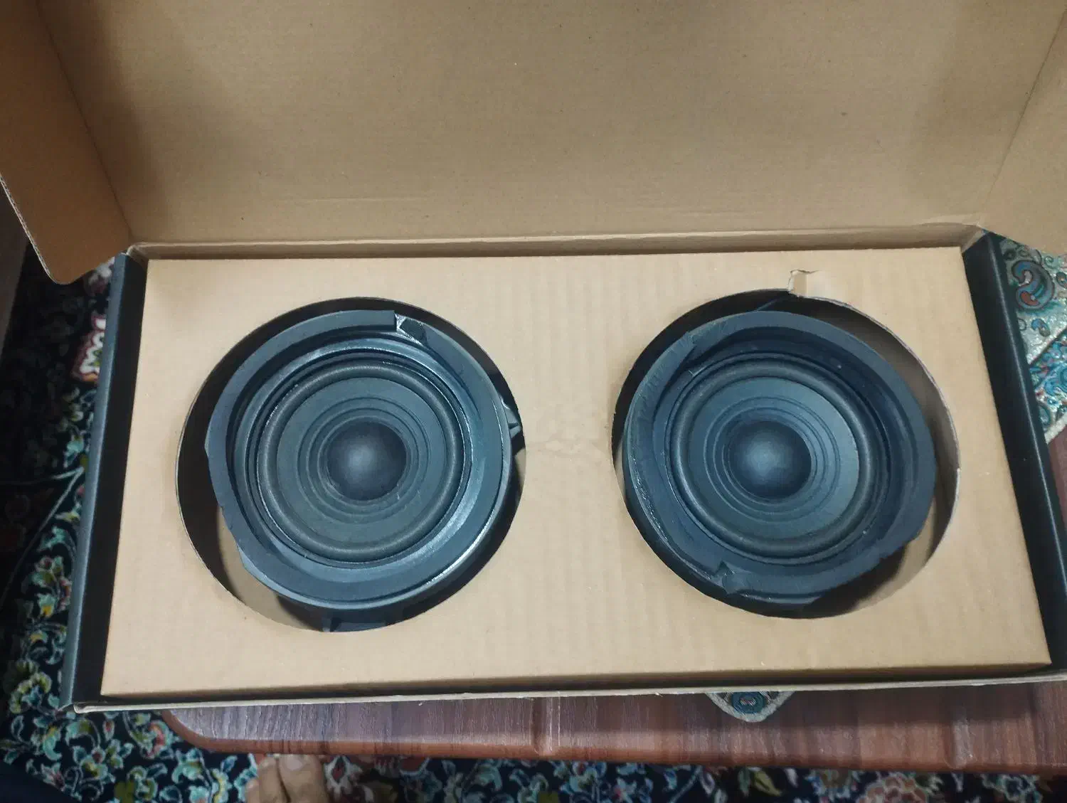 یک جفت بلندگوی فابریک خودروی کوییک|قطعات یدکی و لوازم جانبی|قم, شهرک توانیر|دیوار