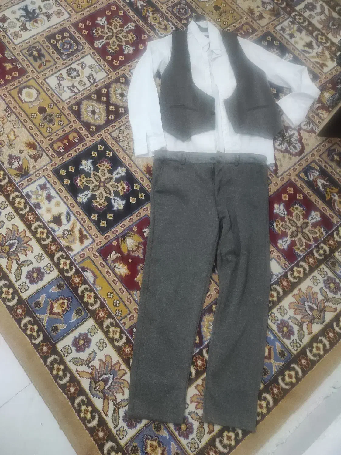 یک دست لباس نوجوان|لباس|زاهدان, |دیوار