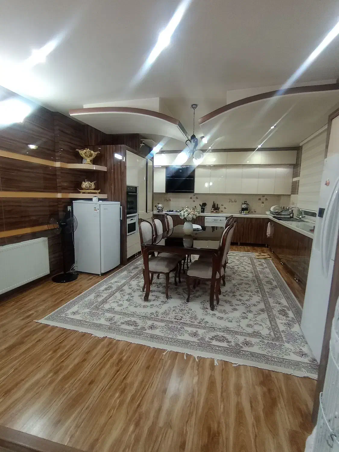 آپارتمان/170متری/3خواب/طبقه چهارم/پارکینگ|فروش آپارتمان|تربتحیدریه, سیلوی گندم|دیوار