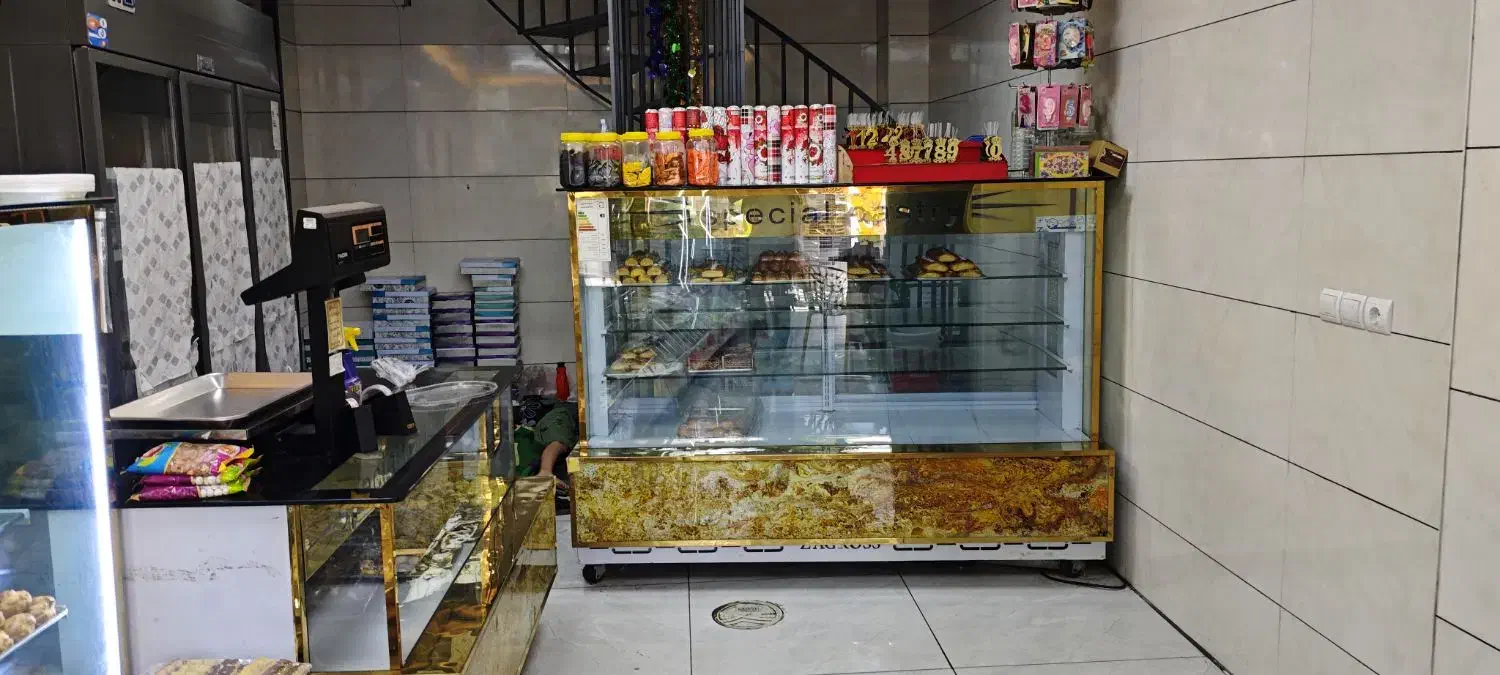 لوازم قنادی یخچال قنادی|کافی‌شاپ و رستوران|تهران, اکباتان|دیوار