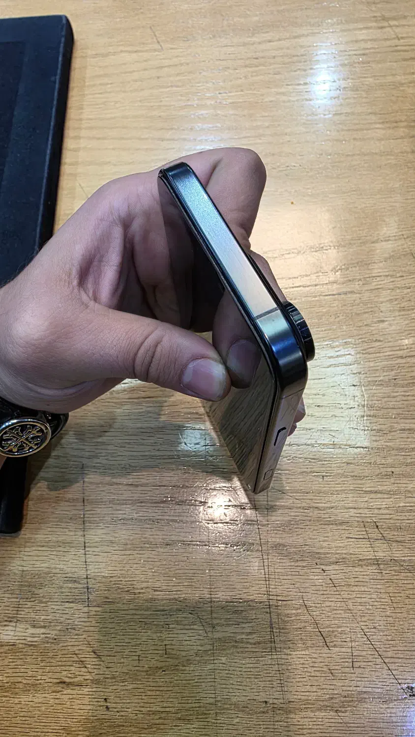 آیفون ۱۶ پرومکس لا زرورق|موبایل|تهران, هفت حوض|دیوار