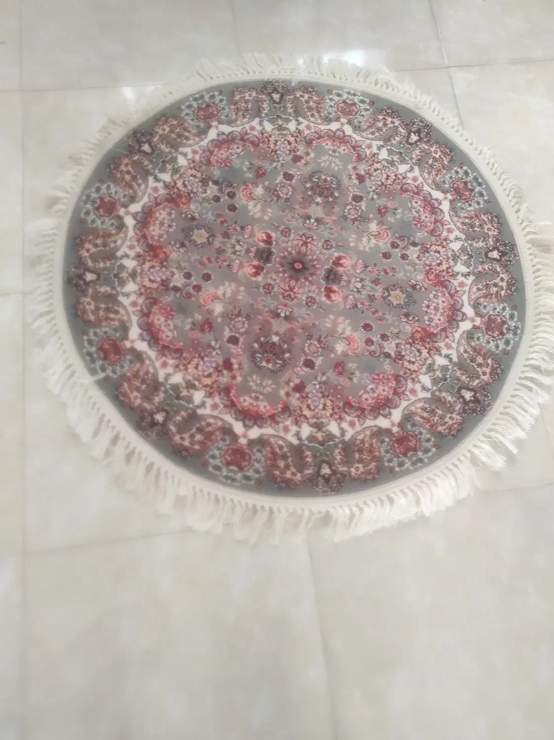 پادری و فرش گرد|پادری|اصفهان, بوزان|دیوار