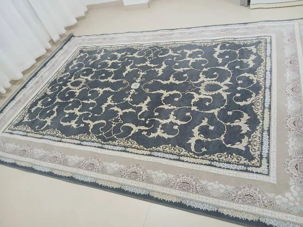 فرش ۹ متری ۷۰۰ شانه در حد نو|فرش|بندرعباس, |دیوار