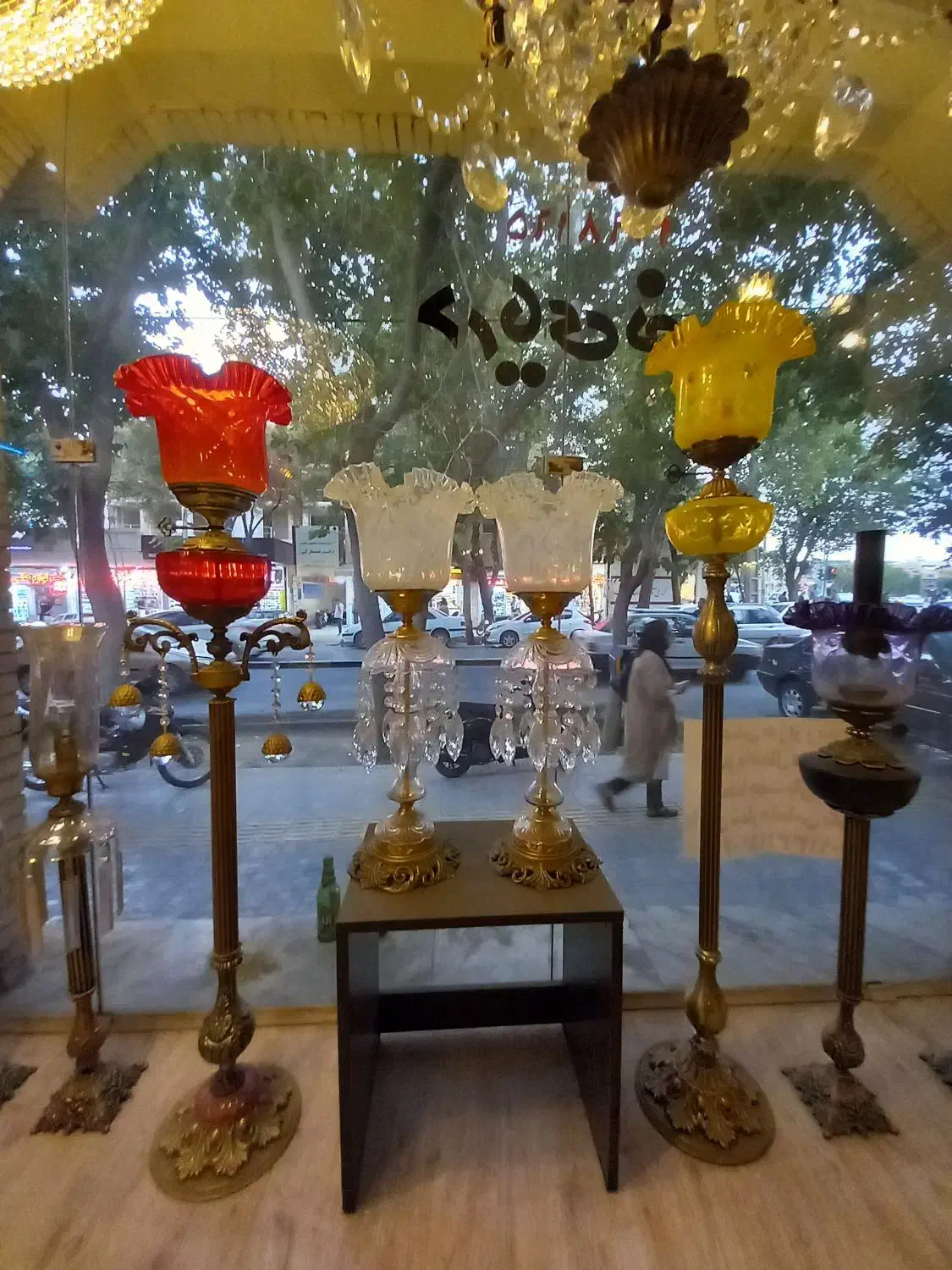 چراغ لوستر|لوستر و چراغ آویز|اصفهان, گلزار|دیوار