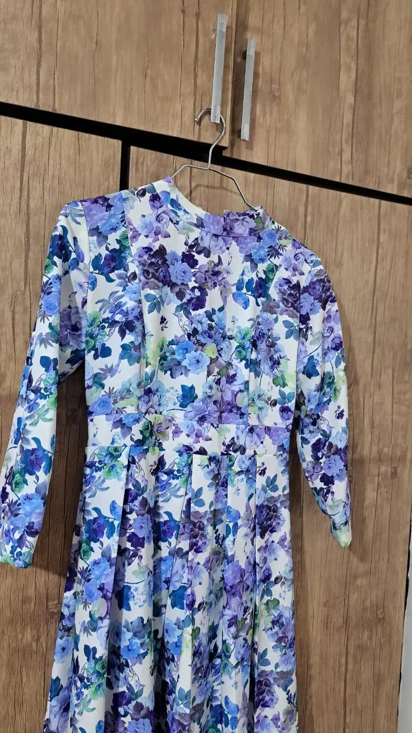 لباس مجلسی|لباس|همدان, |دیوار