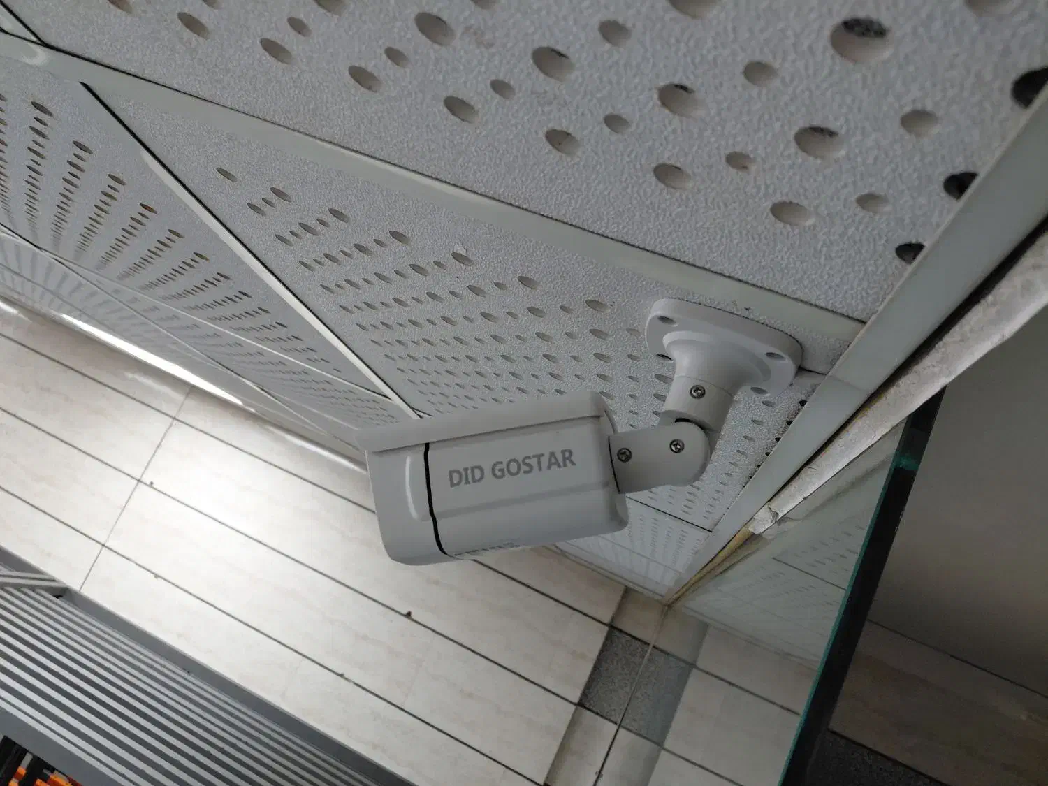 دوربین مداربسته|دوربین مداربسته|بروجرد, |دیوار