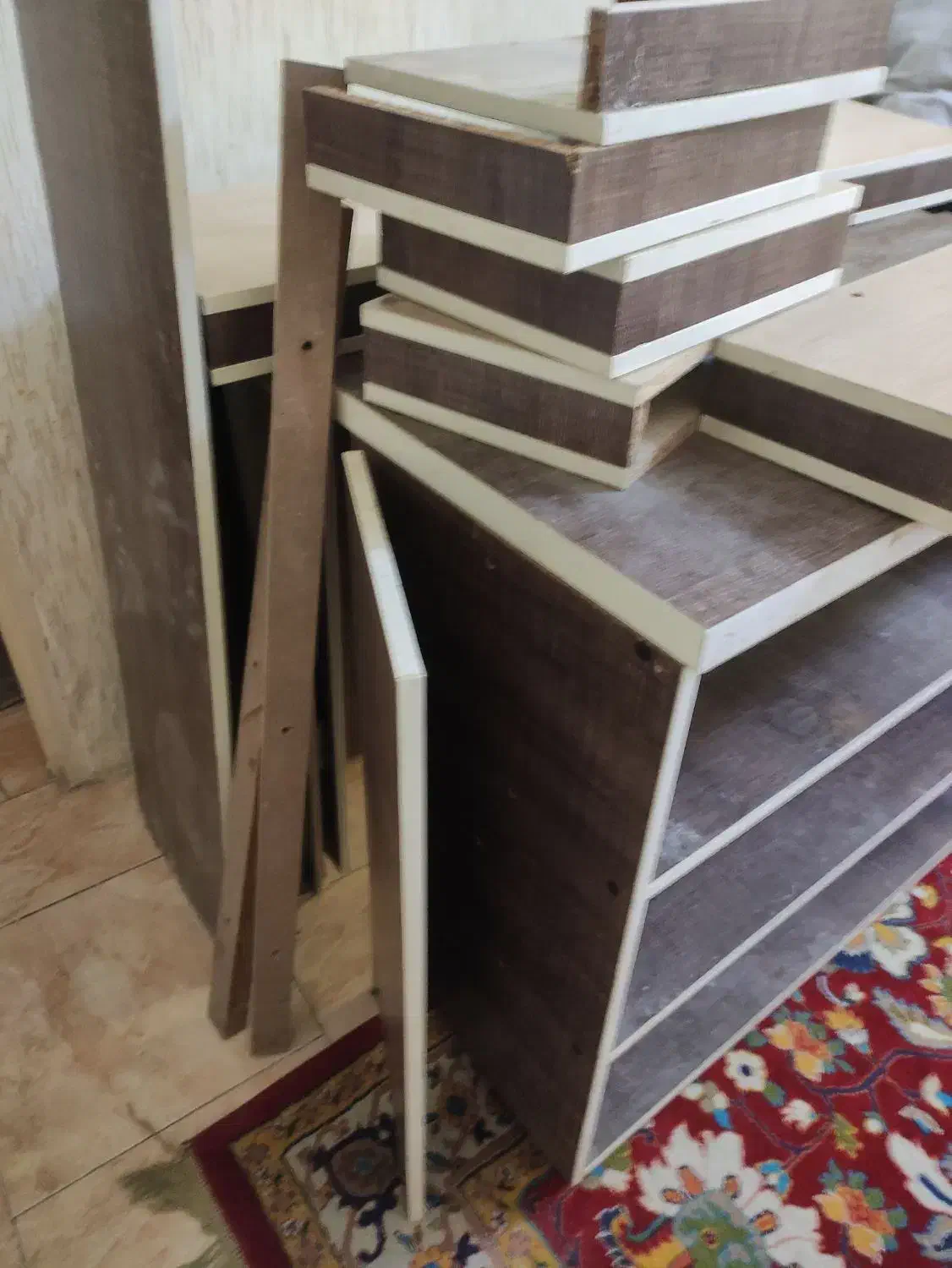 میز و شلف چوبی|کتابخانه، شلف، قفسههای دیواری|تهران, توحید|دیوار