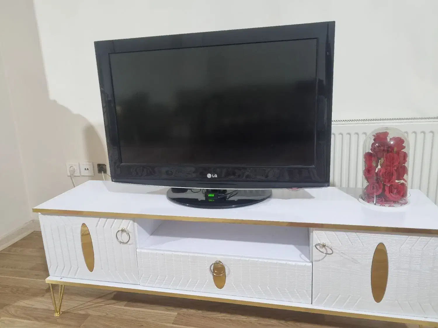 تلوزیون ۳۲ اینج الجی کاملا سالم|تلویزیون و پروژکتور|تبریز, |دیوار