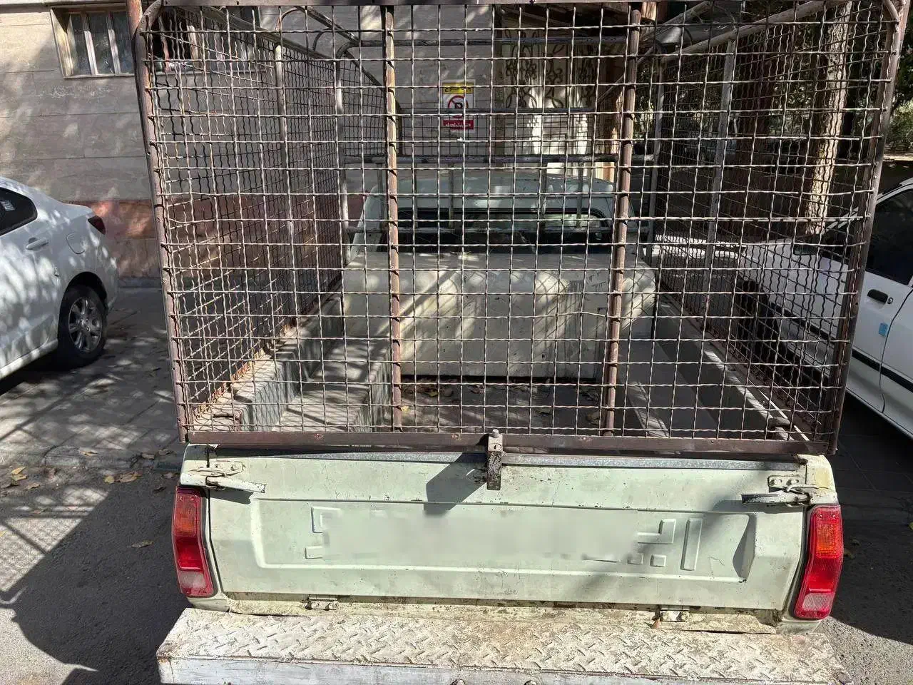 وانت مدل ۹۰ بیرنگ|خودرو سواری و وانت|تهران, مقدم|دیوار