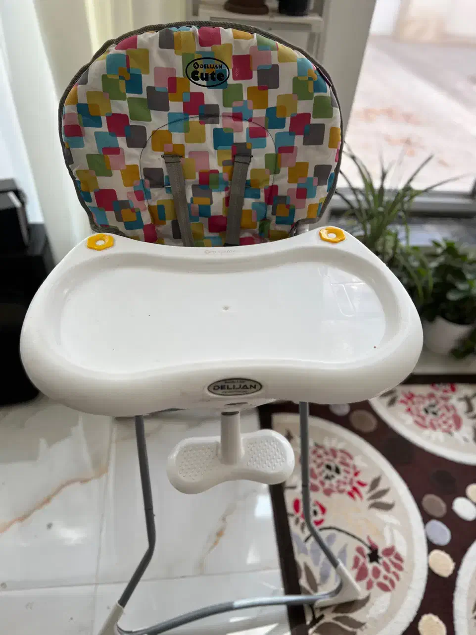 صندلی غذا کودک|تخت و صندلی بچه|خوی, |دیوار