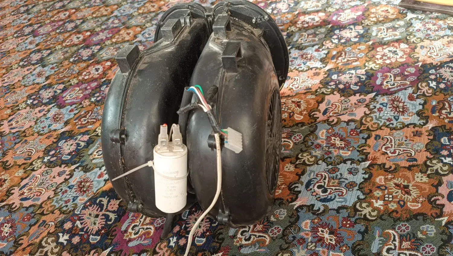 فن کبابی|پنکه و تصفیهکنندهٔ هوا|فردیس, فردیس|دیوار