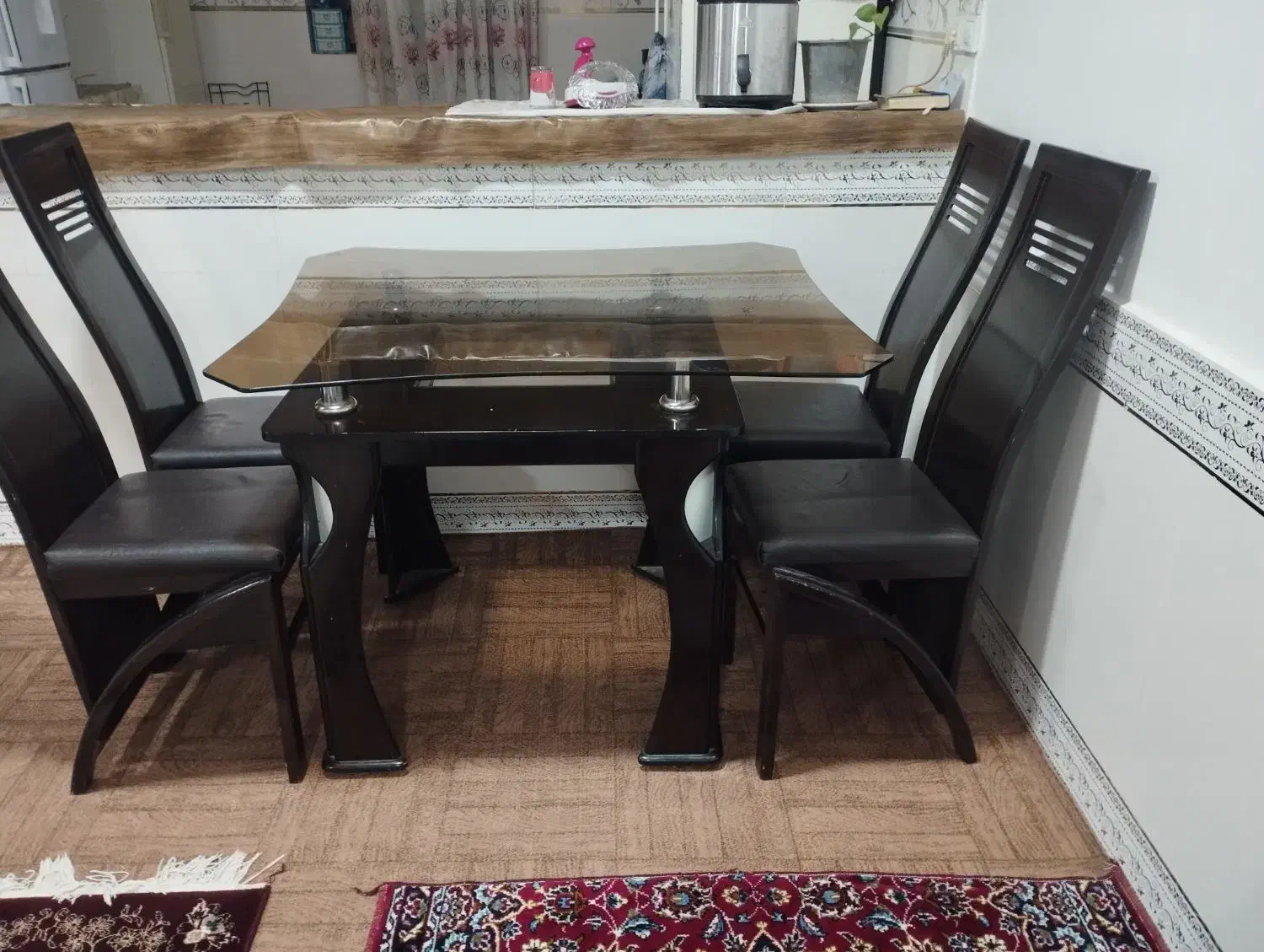 میز ناهار خوری|میز و صندلی غذاخوری|تربت جام, میان جام|دیوار