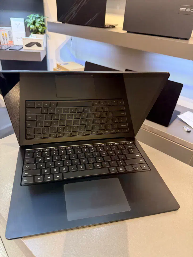 سرفیس لپ تاپ ۳|رایانه همراه|شیراز, ملاصدرا|دیوار