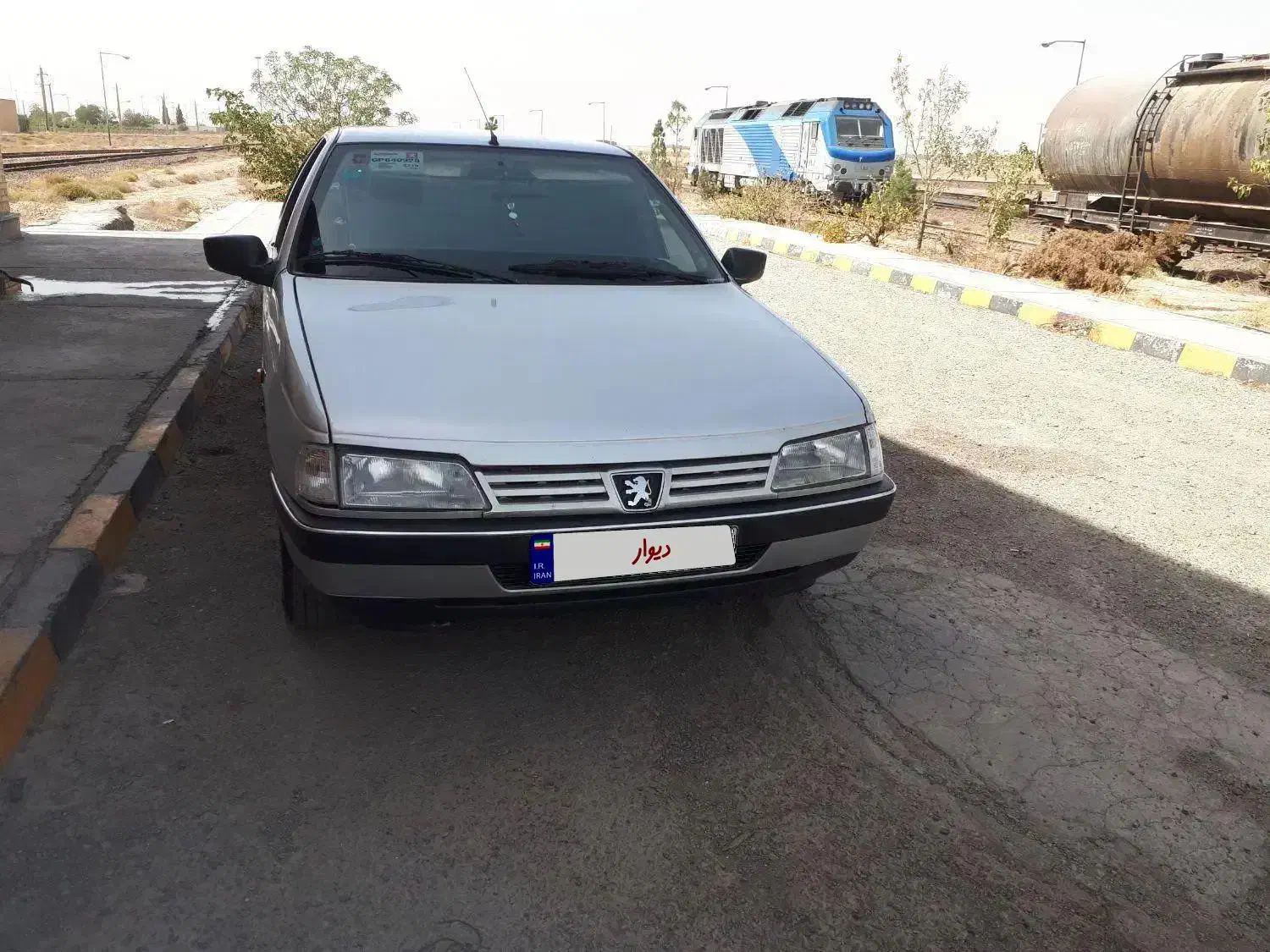 پژو۴۰۵مدل۲۰  ۱۲  ۹۲|خودرو سواری و وانت|اسلام‌شهر, شهرک لاله|دیوار