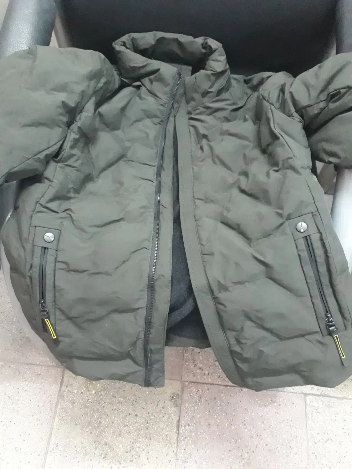 کابشن بادی تو خز|لباس|لنگرود, |دیوار