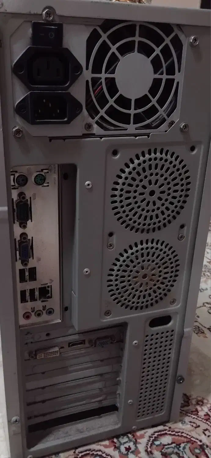 کیس|رایانه رومیزی|اندیشه, اندیشه فاز ۱|دیوار