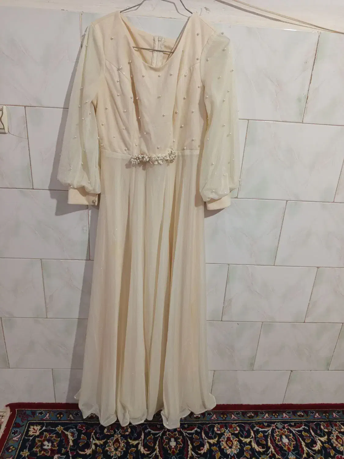 پیرهن مجلسی|لباس|شیروان (لرستان), |دیوار