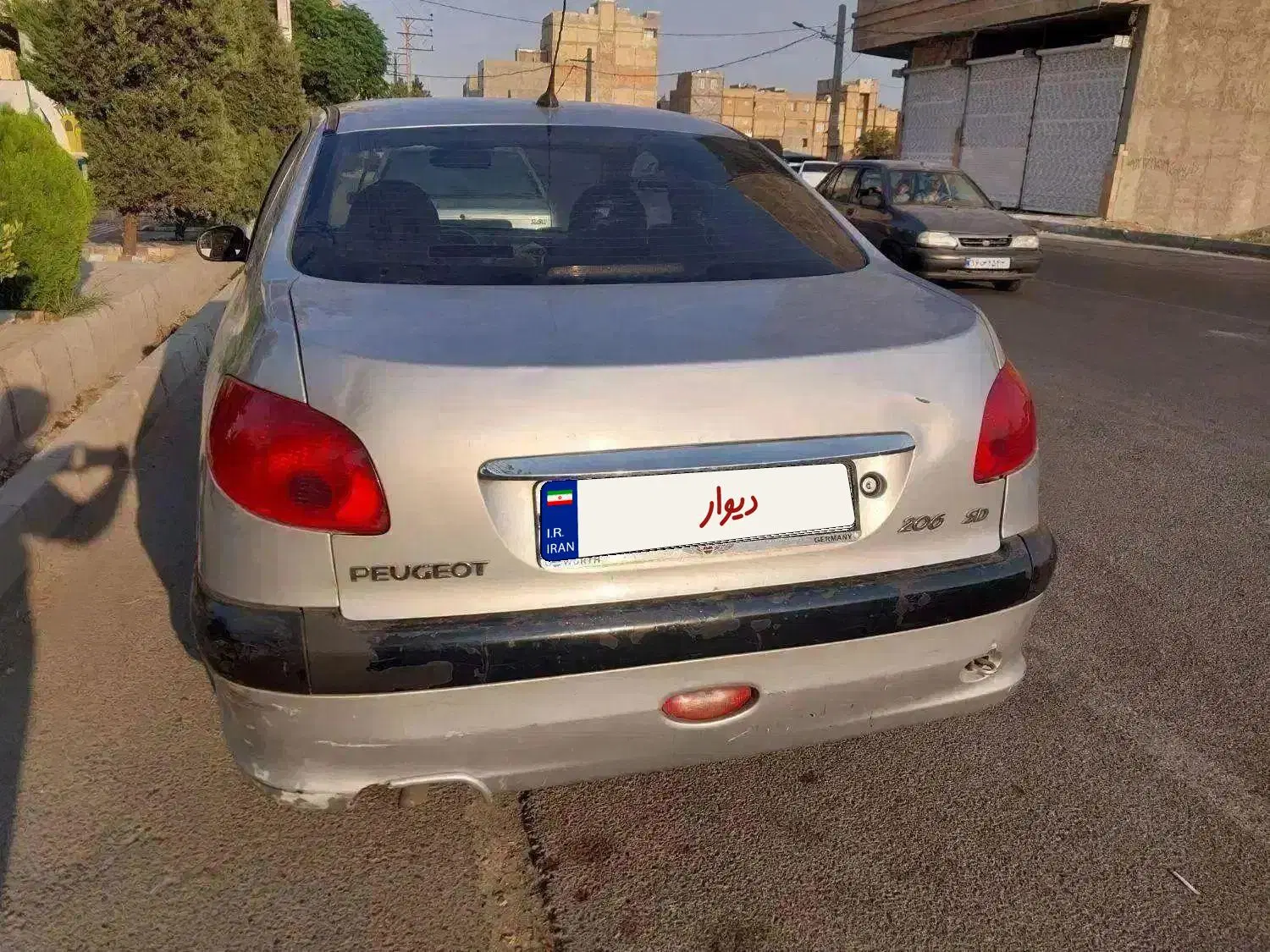 ۲۰۶ صندوق دار v 20 مدل اسفند ۸۸|خودرو سواری و وانت|تهران, سردارجنگل|دیوار