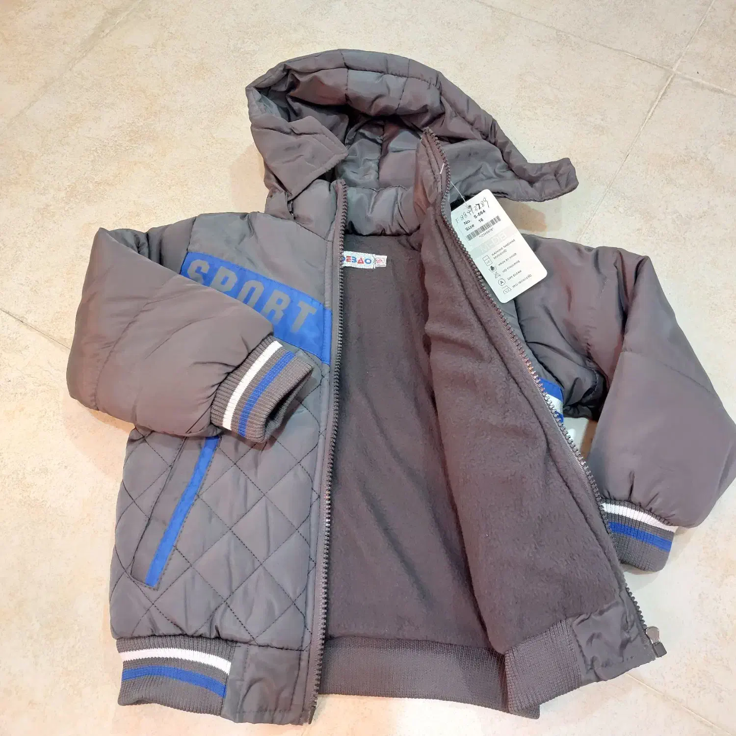 کاپشن خارجی پسرانه|کفش و لباس بچه|مشهد, صداقیه|دیوار