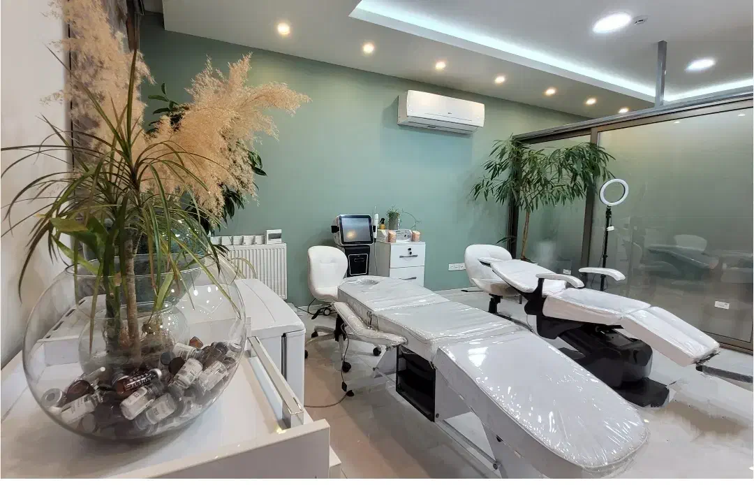 پاک کردن تتو،خالکوبی،لک،جوانسازی باکیوسویچ آمریکای|خدمات آرایشگری و زیبایی|سنندج, |دیوار