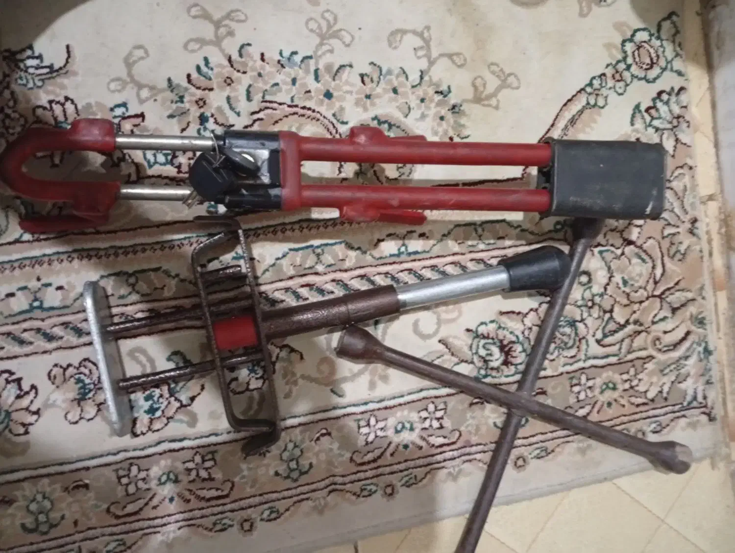 قفل فرمان وقفل پدال..نو نو|قطعات یدکی و لوازم جانبی|محمدشهر, محمدشهر|دیوار