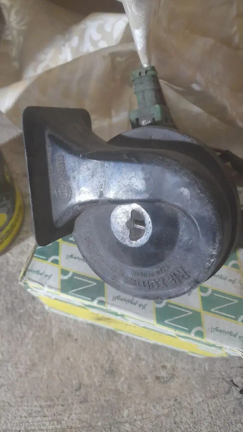 دلکو وبوق پیکان یا اردی|قطعات یدکی و لوازم جانبی|مشکیندشت, |دیوار