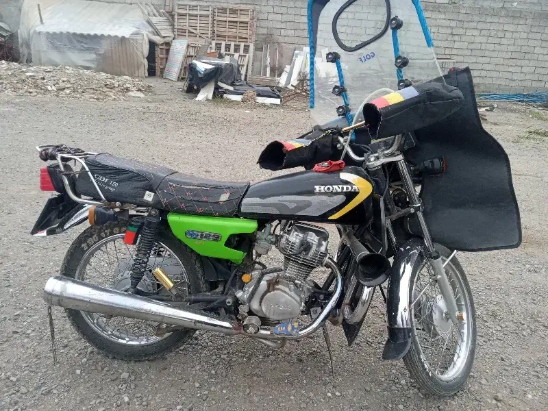 موتور سیگلت۱۲۵|موتورسیکلت|پارس‌آباد, |دیوار