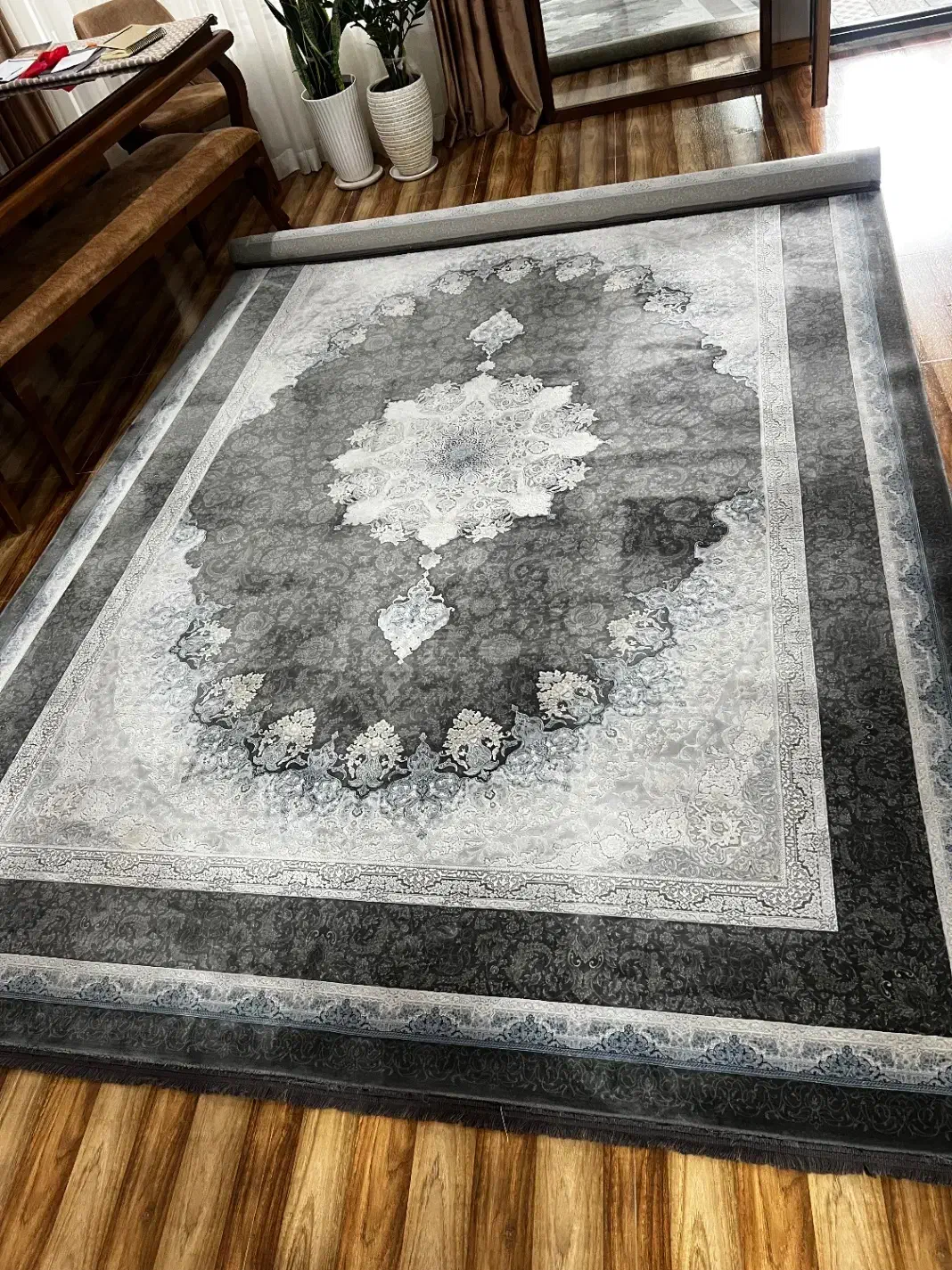 فرش ۱۲۰۰ شانه|فرش|تالش, هشتپر|دیوار