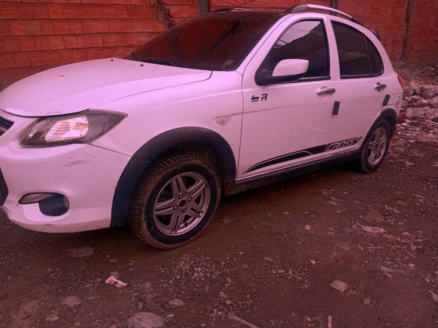 کوییک|خودرو سواری و وانت|مریوان, |دیوار