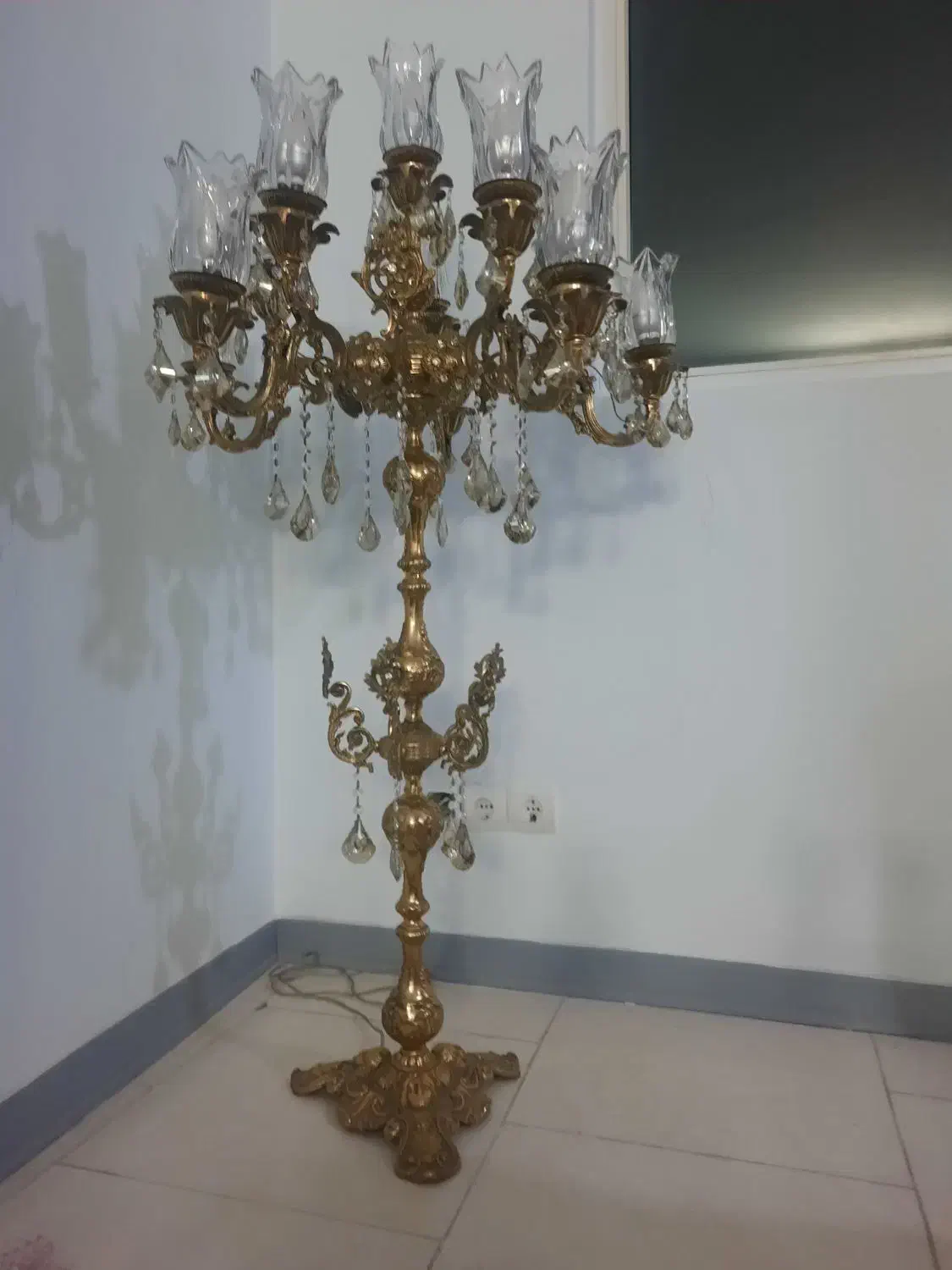 لوستر ایستاده برنز|لوستر و چراغ آویز|تهران, مختاری|دیوار