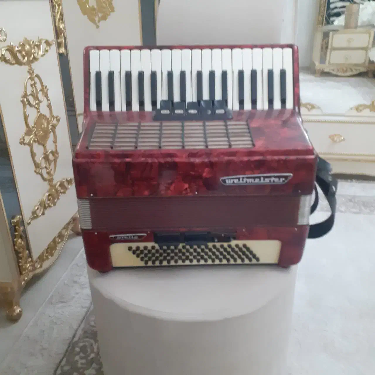 فروش آکاردئون و گارمون (گارمان)|پیانو، کیبورد، آکاردئون|تبریز, |دیوار