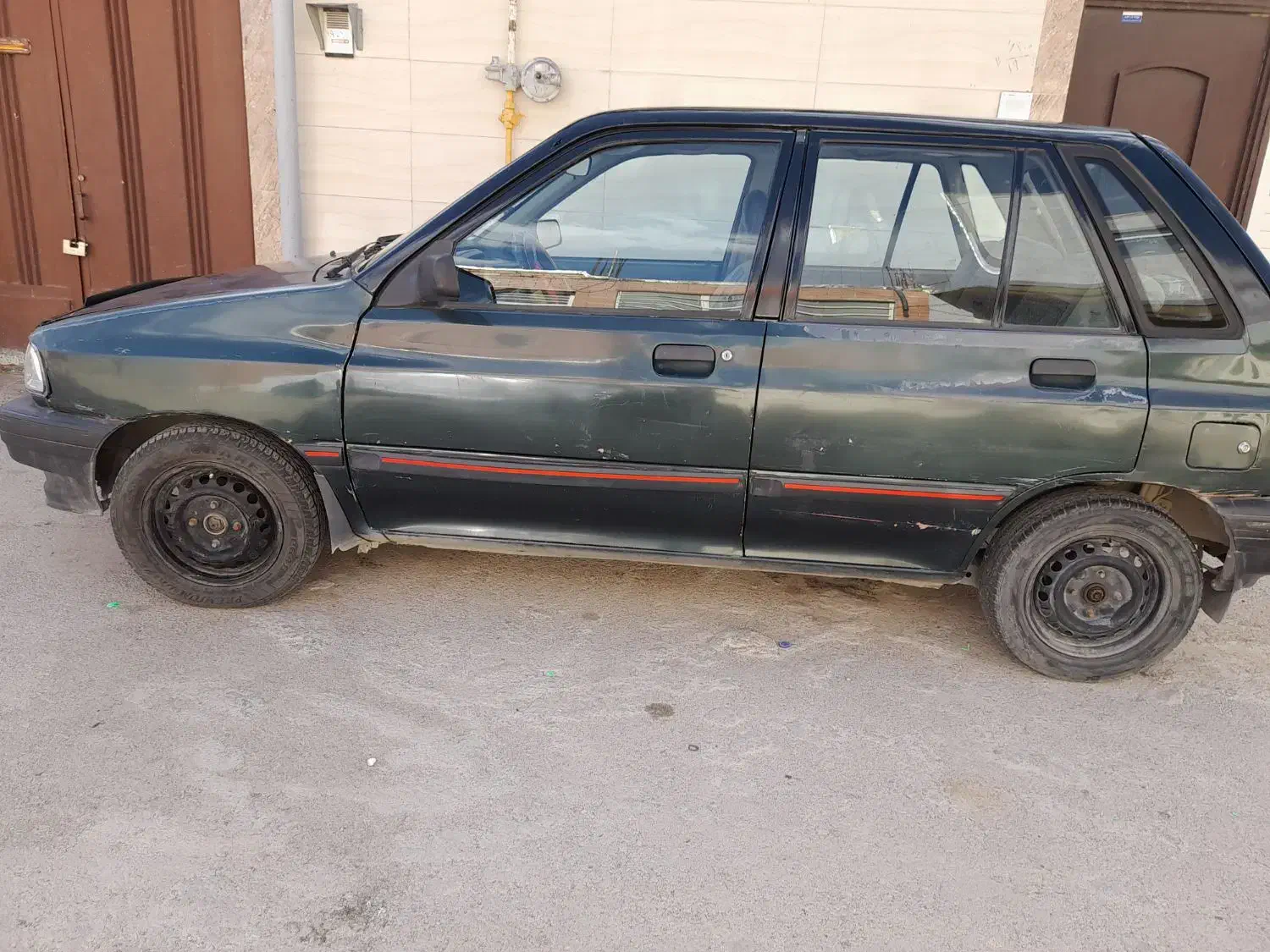 ماشینپرایدهاچبک|خودرو سواری و وانت|بروجن, |دیوار