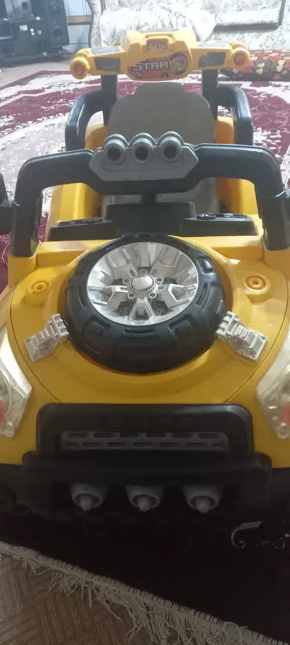 ماشین شارژی کودک|اسباب‌بازی بچه|خمینی‌شهر, |دیوار