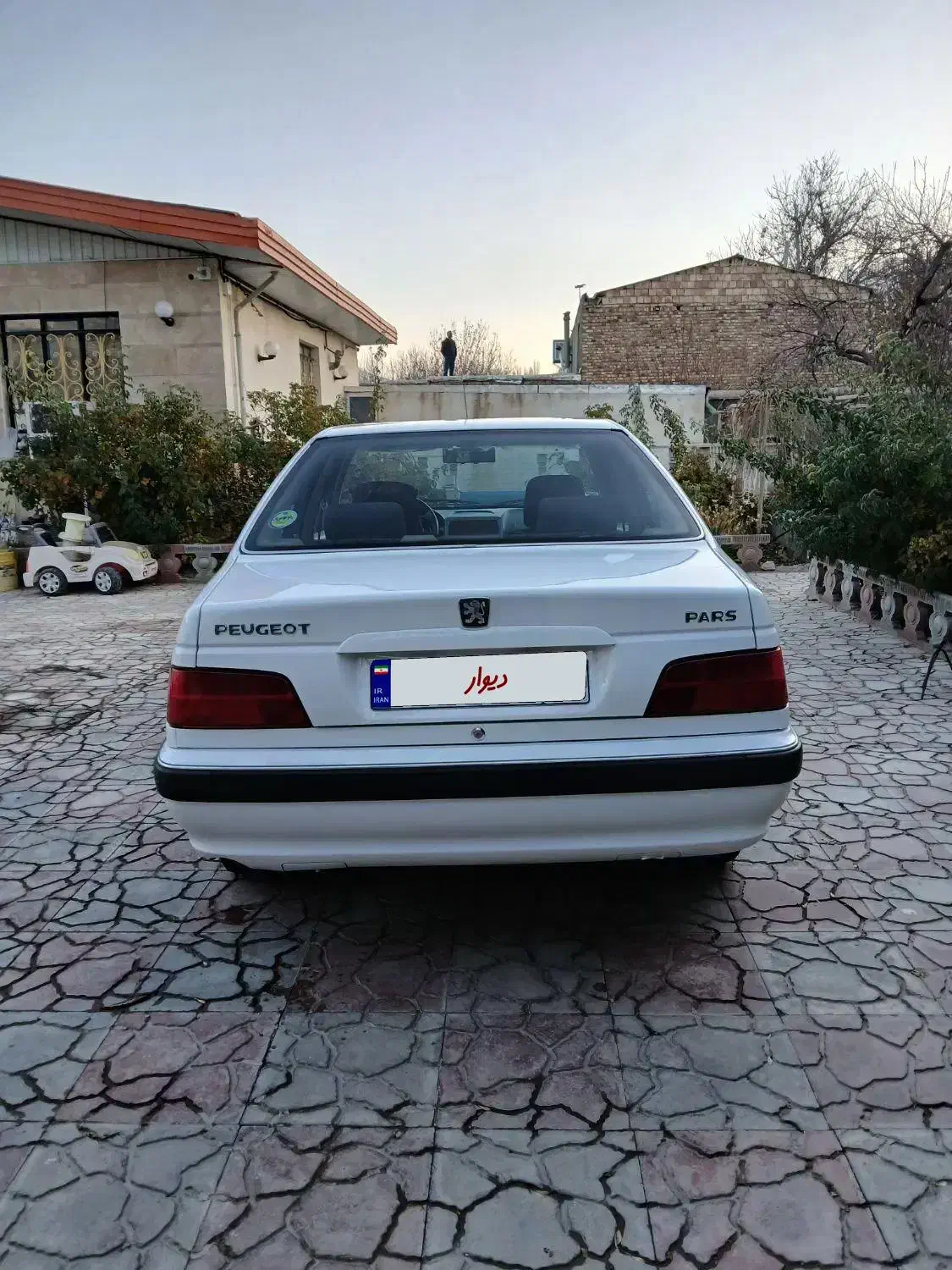 پارس xu7 مدل 402 خشک|خودرو سواری و وانت|اراک, |دیوار