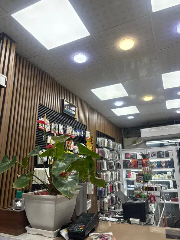 نرم افزارکار و فروشنده فروشگاه موبایل|استخدام رایانه و فناوری اطلاعات|تهران, خاک سفید|دیوار