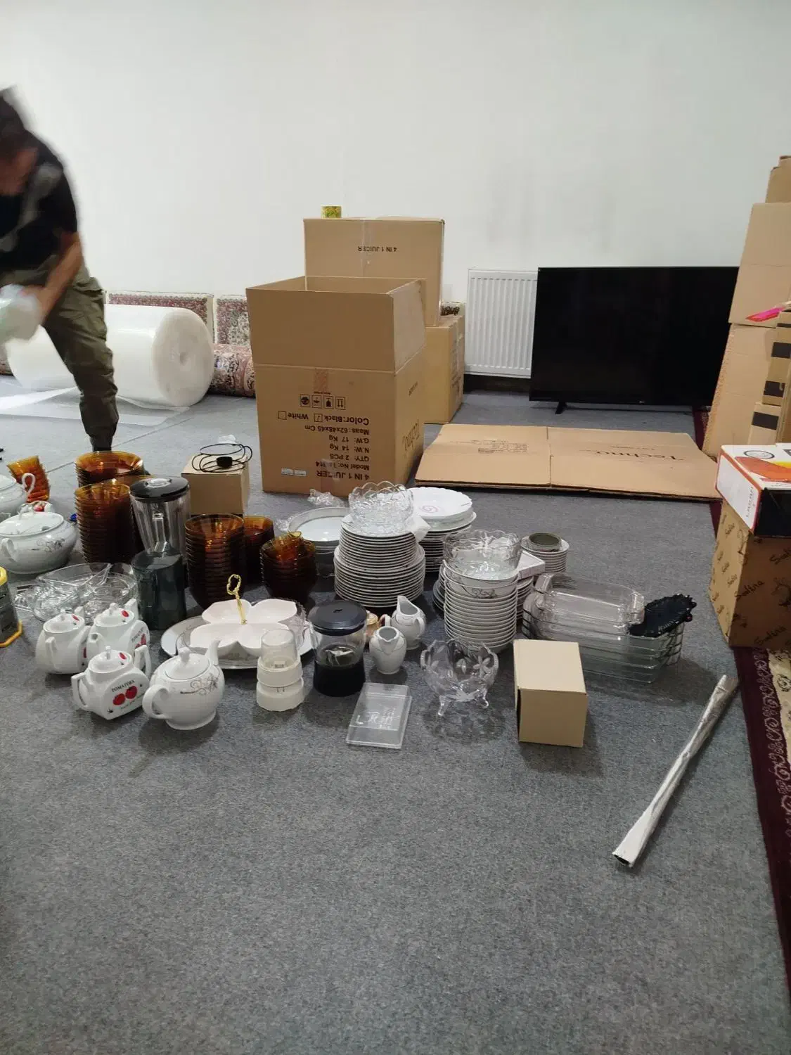 وانت تلفنی نیسان تلفنی کارگر خالی باربری 24ساعته|خدمات حمل و نقل|سنندج, |دیوار