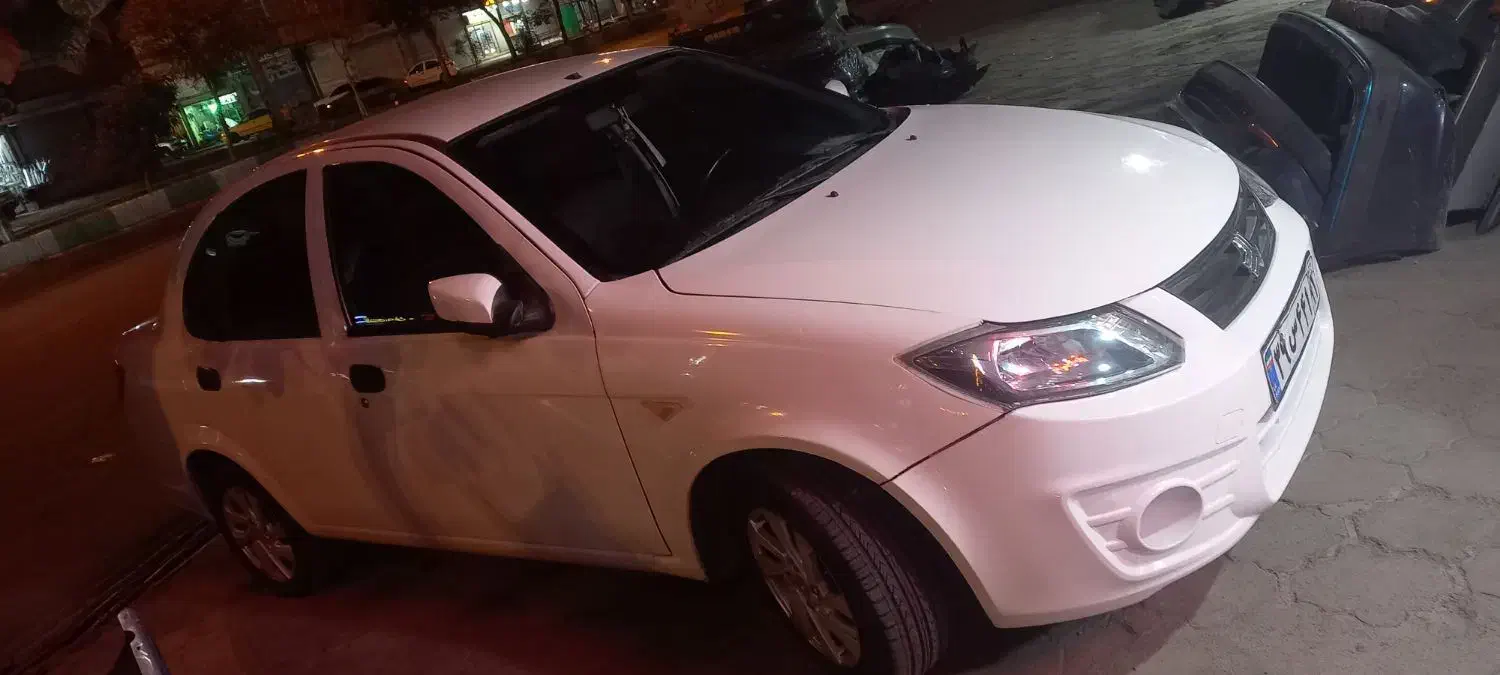 ساینا مدل ۹۷ ماشین در حد ۴۰۰ میباشد|خودرو سواری و وانت|پارسآباد, |دیوار