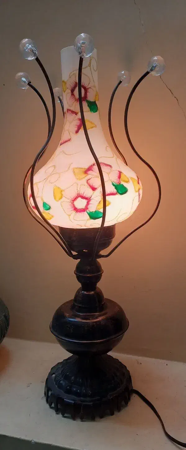 آباژور|چراغ خواب و آباژور|شیراز, کوی قضات|دیوار