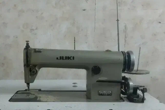 چرخ سردوز سه نخ مارک زوجی دینام بزرگ و راسته دوز|چرخ خیاطی و ریسندگی|یزد, |دیوار