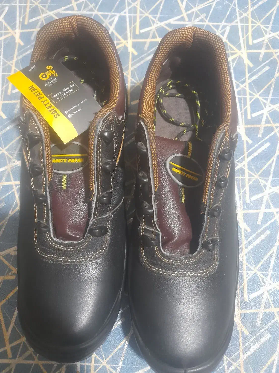 کفش ایمنی|کیف، کفش، کمربند|اهواز, بهارستان|دیوار