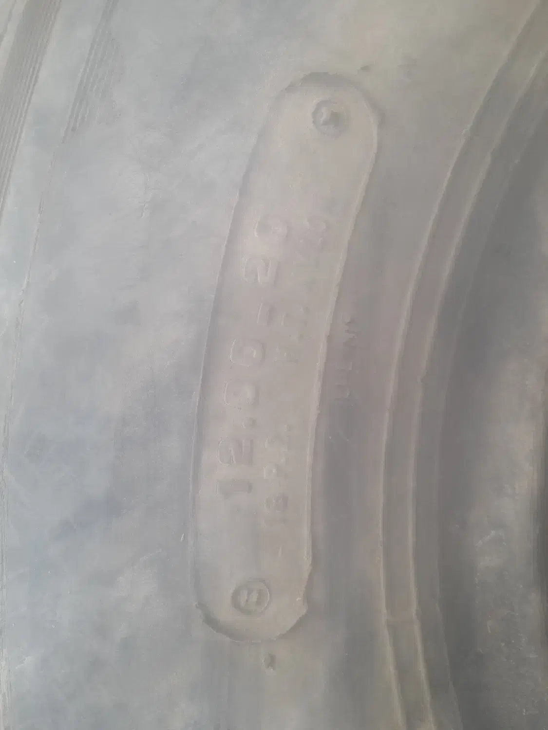 لاستیک بارز ۱۲- ۲۰|قطعات یدکی و لوازم جانبی|خواف, |دیوار