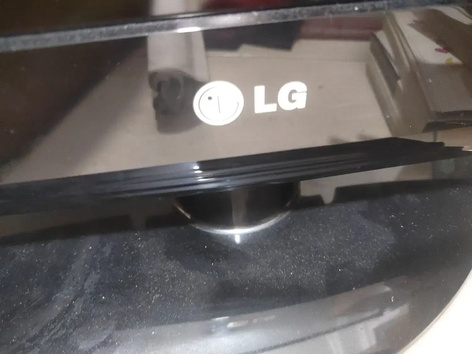 تلویزیون ال جی 32 اینج تر و تمیز و بدون ایراد|تلویزیون و پروژکتور|تهران, سنگلج (شاپور)|دیوار