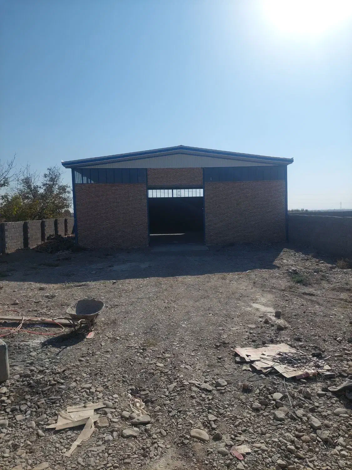 ۹۰۰متر سوله برق سه فاز ازادگان|اجارهٔ دفتر صنعتی، کشاورزی، تجاری|نیشابور, شهید بهشتی|دیوار