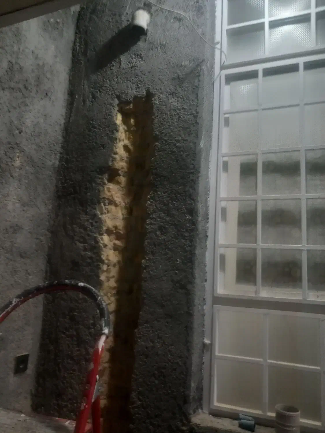 کارتخریب کاری با دستگاه هیلتی|خدمات پیشه و مهارت|آبدانان, |دیوار