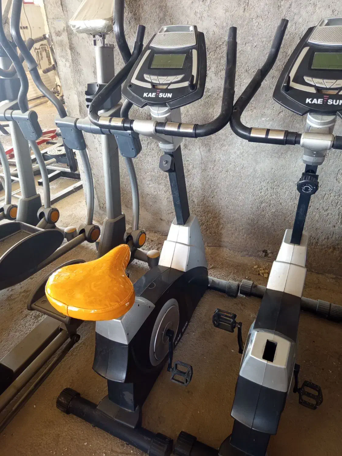 دوچرخه ثابت باشگاهی  دیجیتال درحدنو|تجهیزات ورزشی|شوشتر, |دیوار