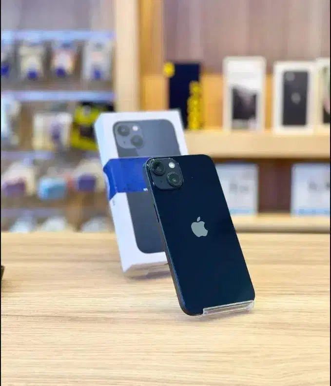 آیفون 13 نرمال 128 گیگ iPhone 13 128 تک سیم مشکی|موبایل|مشهد, وکیل‌آباد|دیوار